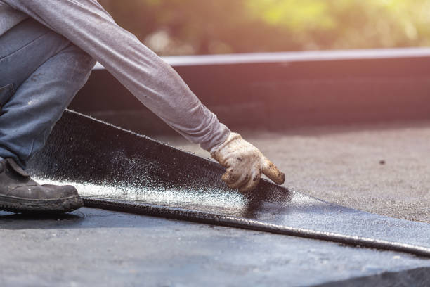 Professional Crawl Space Encapsulation technician working in Hurstbourne Acres, KY
